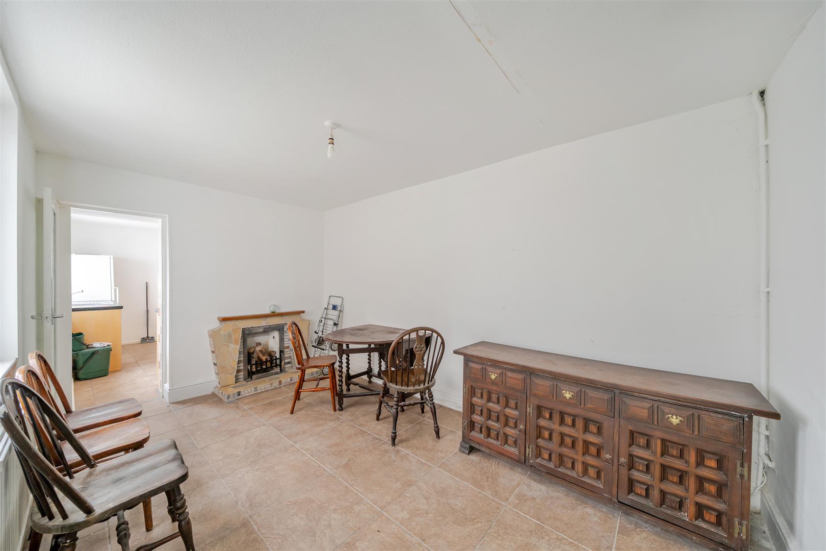 Oxford Street, Swansea, SA1 3JJ